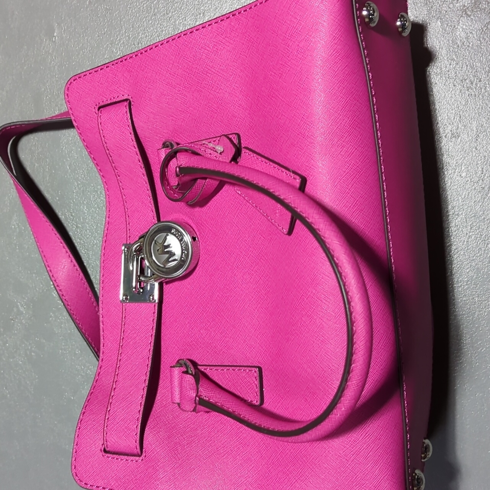 Like new Michael Kors Purse